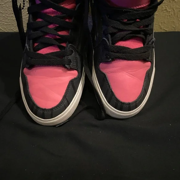 Supra Sneakers - Pink and Black with Blue Accents - Picture 5 of 8